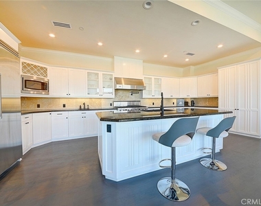 3952 Oakfield Drive - Photo Thumbnail 17