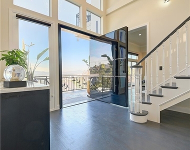 3952 Oakfield Drive - Photo Thumbnail 12
