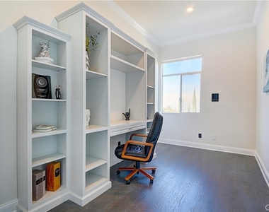 3952 Oakfield Drive - Photo Thumbnail 30