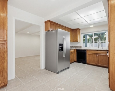 18102 Hatteras - Photo Thumbnail 14