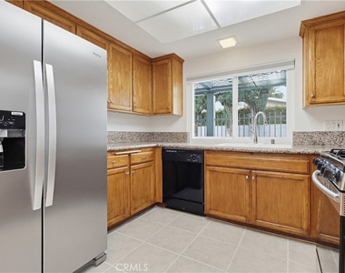 18102 Hatteras - Photo Thumbnail 18