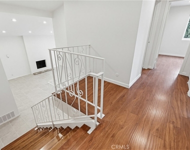 18102 Hatteras - Photo Thumbnail 25