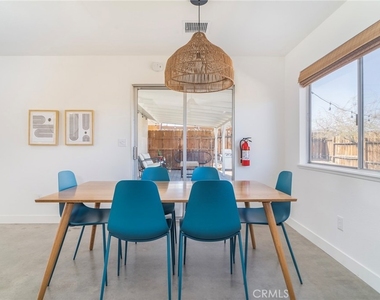 61660 Valley View - Photo Thumbnail 4