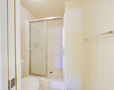 747 E California Boulevard - Photo Thumbnail 16