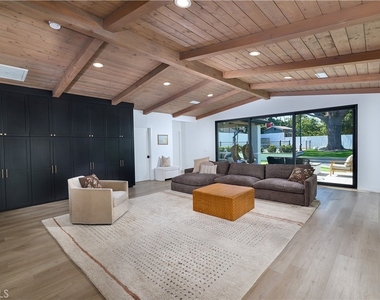 2140 Mountain Vista - Photo Thumbnail 11
