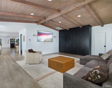 2140 Mountain Vista - Photo Thumbnail 12