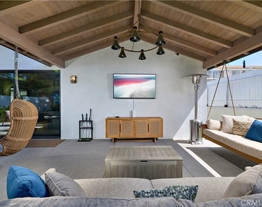 2140 Mountain Vista - Photo Thumbnail 13