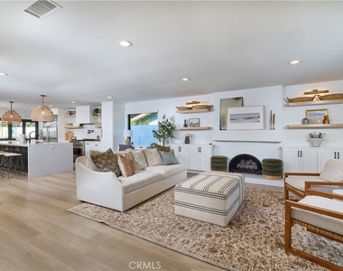 2140 Mountain Vista - Photo Thumbnail 3