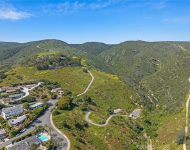 215 Monterey - Photo Thumbnail 11