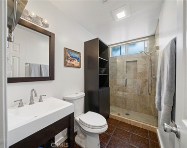 215 Monterey - Photo Thumbnail 5