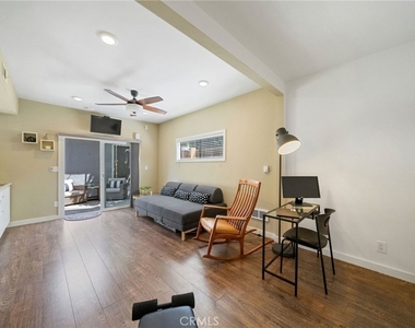 215 Monterey - Photo Thumbnail 4