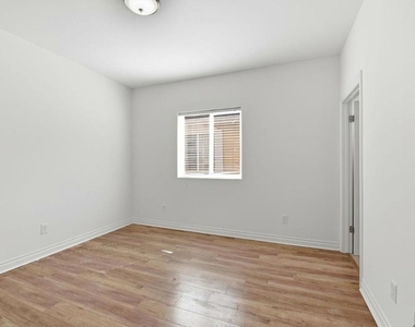 6016 Fair Avenue - Photo Thumbnail 11