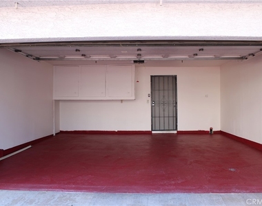 260 E Beverly Boulevard - Photo Thumbnail 3