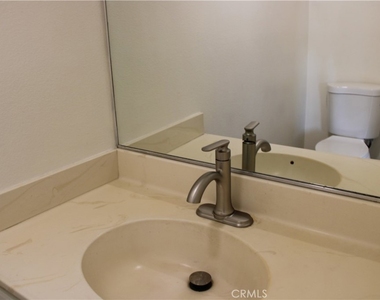 260 E Beverly Boulevard - Photo Thumbnail 4