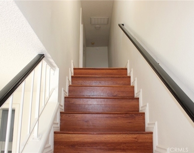 260 E Beverly Boulevard - Photo Thumbnail 5