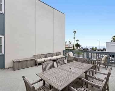 245 Aster Street - Photo Thumbnail 1