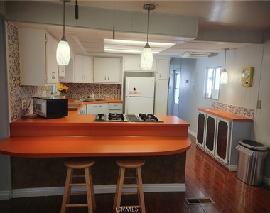 13645 5th Street - Photo Thumbnail 6