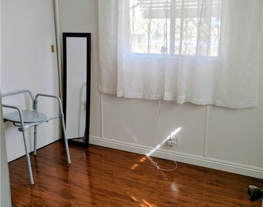 13645 5th Street - Photo Thumbnail 8