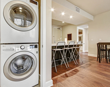 589 Americana Way - Photo Thumbnail 6