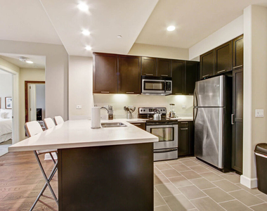 589 Americana Way - Photo Thumbnail 5