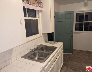 8472 S Main Street - Photo Thumbnail 2