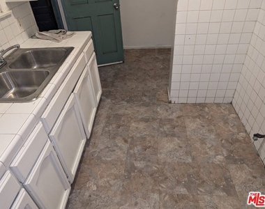 8472 S Main Street - Photo Thumbnail 3