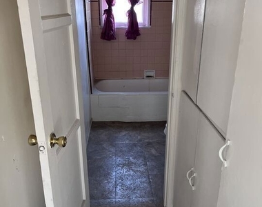 8472 S Main Street - Photo Thumbnail 4