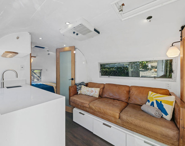 7038 Dume Drive - Photo Thumbnail 43