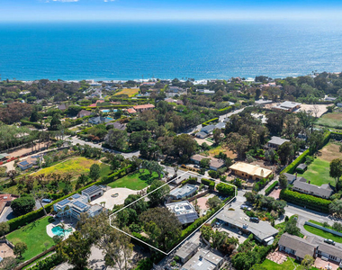 7038 Dume Drive - Photo Thumbnail 46