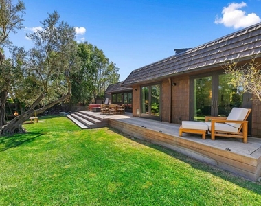 7038 Dume Drive - Photo Thumbnail 39