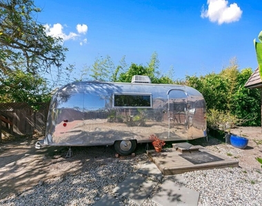 7038 Dume Drive - Photo Thumbnail 42