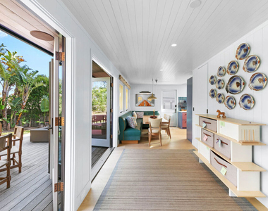 7038 Dume Drive - Photo Thumbnail 20