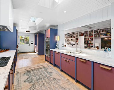 7038 Dume Drive - Photo Thumbnail 14