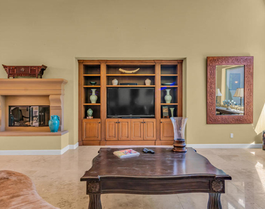 46710 Bradshaw - Photo Thumbnail 2