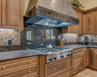 46710 Bradshaw - Photo Thumbnail 9