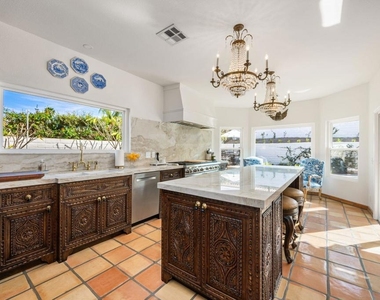 73055 Amber Street - Photo Thumbnail 11