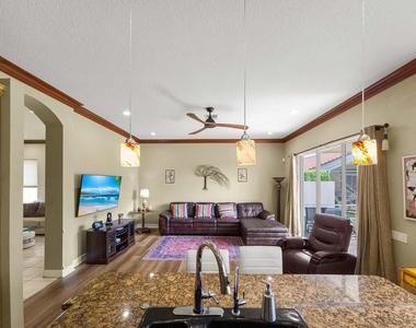 5058 Glenville Drive - Photo Thumbnail 14