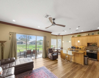 5058 Glenville Drive - Photo Thumbnail 13