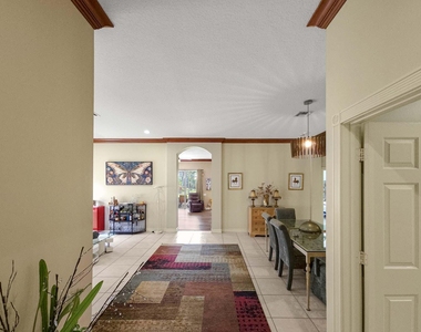 5058 Glenville Drive - Photo Thumbnail 5