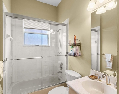 5058 Glenville Drive - Photo Thumbnail 32