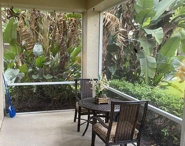 9201 Wentworth Lane - Photo Thumbnail 24