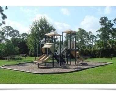 9201 Wentworth Lane - Photo Thumbnail 15
