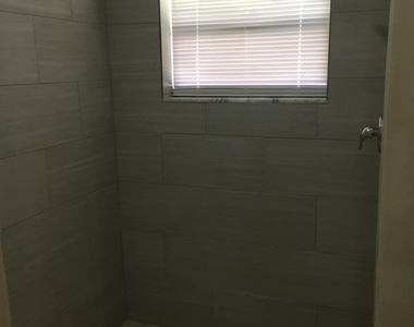 22447 Sw 56th Avenue - Photo Thumbnail 10