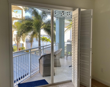 215 Nw Flagler - Photo Thumbnail 12