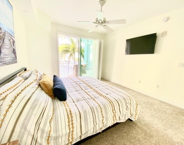 215 Nw Flagler - Photo Thumbnail 10