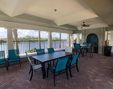 500 Pacific Grove Drive - Photo Thumbnail 19