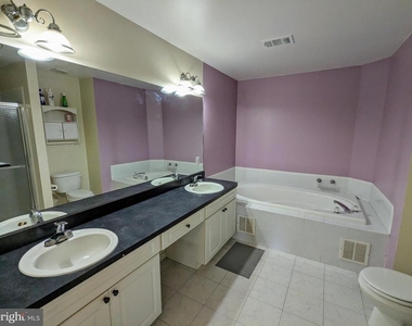 62 Shelley Circle - Photo Thumbnail 10