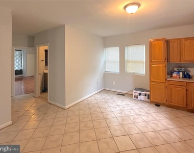 304 S Collins Avenue - Photo Thumbnail 5