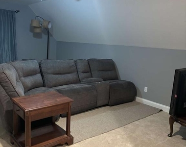5558 Deale Churchton Road - Photo Thumbnail 5