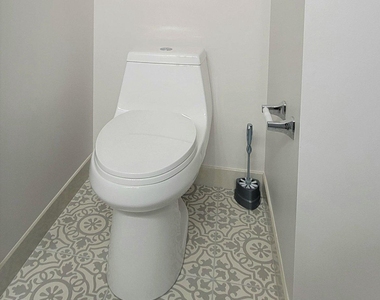 2507 Assabet Court - Photo Thumbnail 30